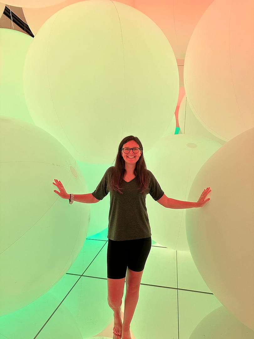 Color-changing moss garden installation inside teamLab Planets Tokyo.